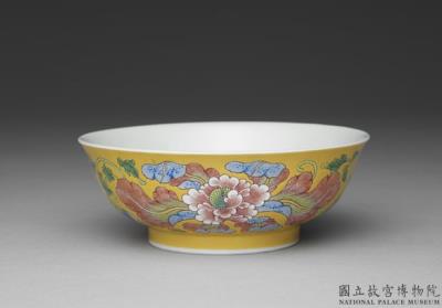 图片[2]-Bowl with peonies on a yellow ground in painted enamels, Qing dynasty, Kangxi reign (1662-1722)-China Archive